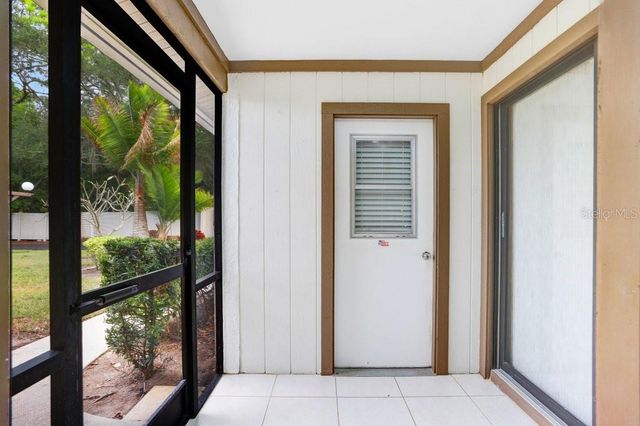 4742 OAK HILL DRIVE 12, Sarasota, FL 34232