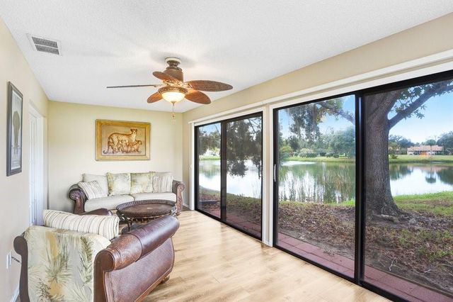 4742 OAK HILL DRIVE 12, Sarasota, FL 34232