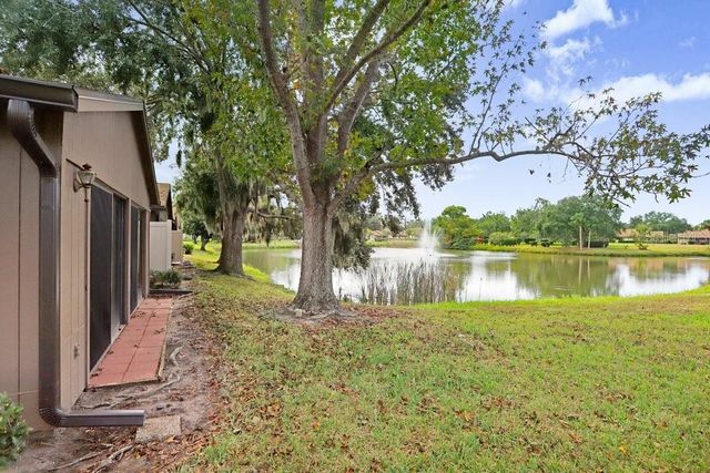 4742 OAK HILL DRIVE 12, Sarasota, FL 34232