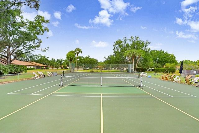 4742 OAK HILL DRIVE 12, Sarasota, FL 34232