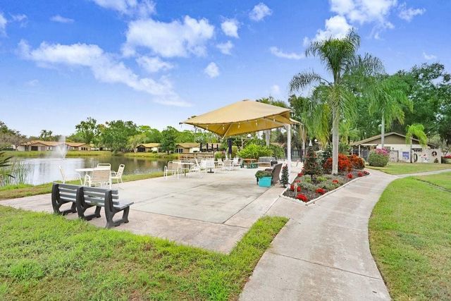 4742 OAK HILL DRIVE 12, Sarasota, FL 34232
