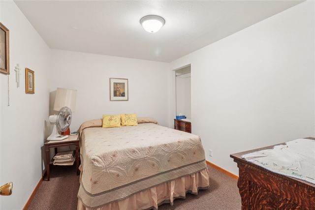 104 Ivy Drive, Montezuma, IA 50171