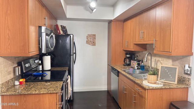 7350 N VIA PASEO DEL SUR -- O202, Scottsdale, AZ 85258