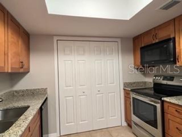 212 CROWN OAKS WAY 212, Longwood, FL 32779