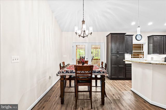 15570 DICKINSONS CORNER DR, King George, VA 22485