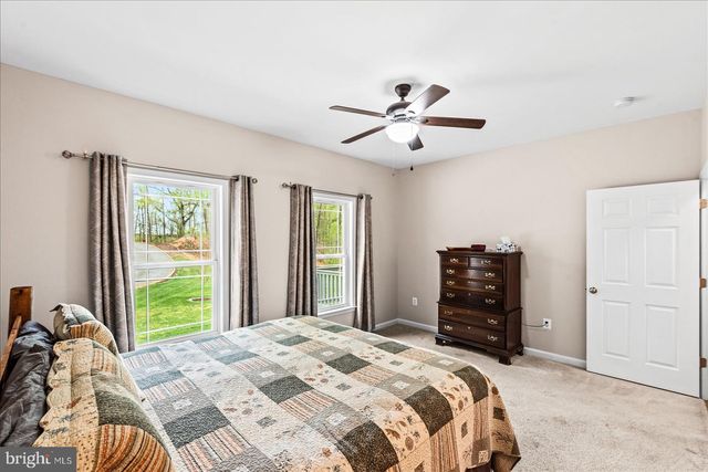 15570 DICKINSONS CORNER DR, King George, VA 22485