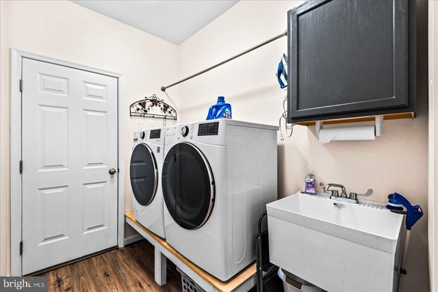 15570 DICKINSONS CORNER DR, King George, VA 22485