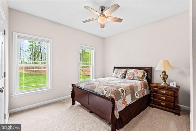 15570 DICKINSONS CORNER DR, King George, VA 22485