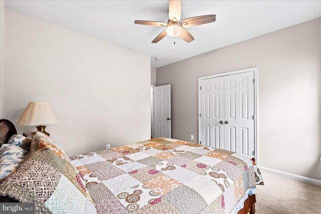 15570 DICKINSONS CORNER DR, King George, VA 22485