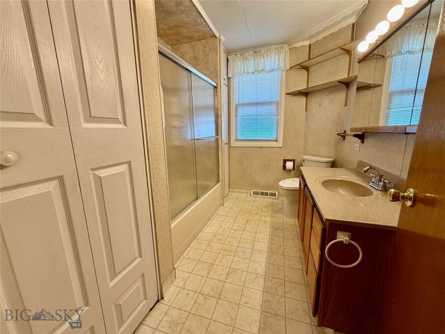 1953 S Warren Avenue, Butte, MT 59701