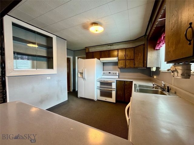 1953 S Warren Avenue, Butte, MT 59701