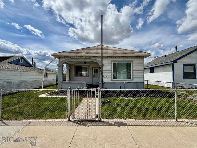 1953 S Warren Avenue, Butte, MT 59701