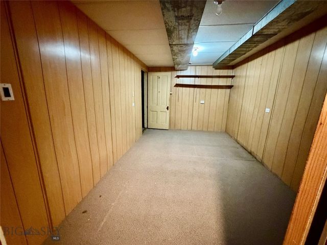 1953 S Warren Avenue, Butte, MT 59701