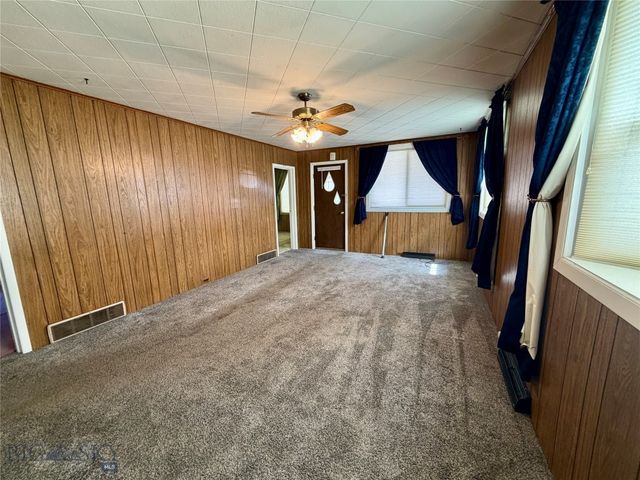 1953 S Warren Avenue, Butte, MT 59701