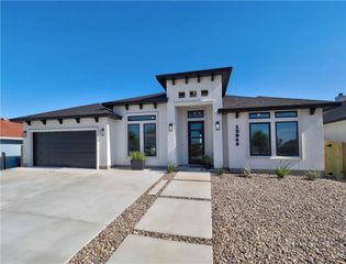 13945 Jibstay St, Corpus Christi, TX 78418