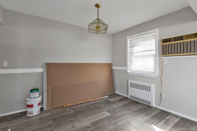 220 Crown Avenue, Floral Park, NY 11001