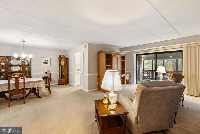 2216 HEATHER CT #2216, Wilmington, DE 19809