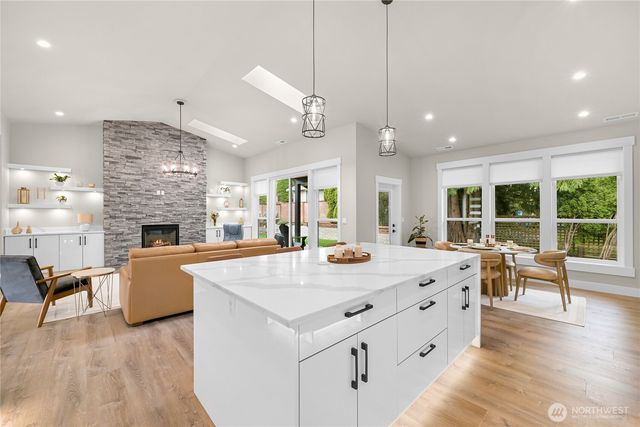 8103 Kayak Way, Blaine, WA 98230