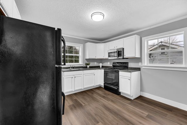 1254 Cedar St, Clarksville, TN 37040