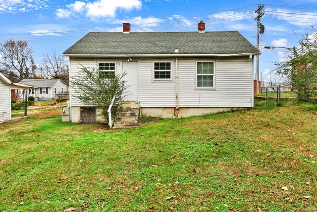 1254 Cedar St, Clarksville, TN 37040