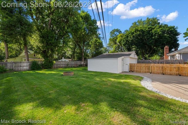 48023 Rex Street, Shelby Charter Township, MI 48317