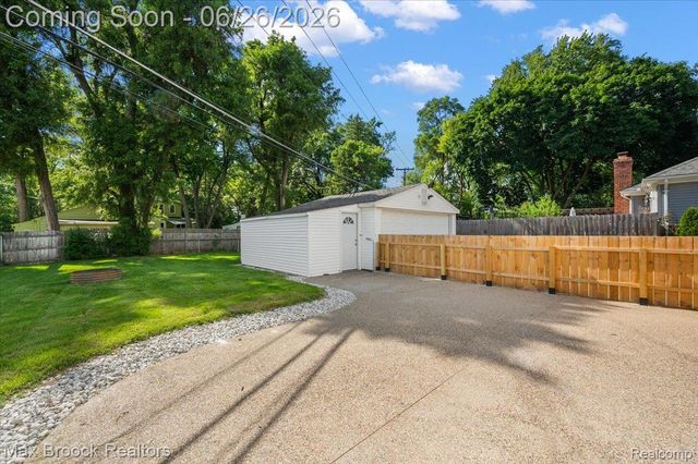 48023 Rex Street, Shelby Charter Township, MI 48317
