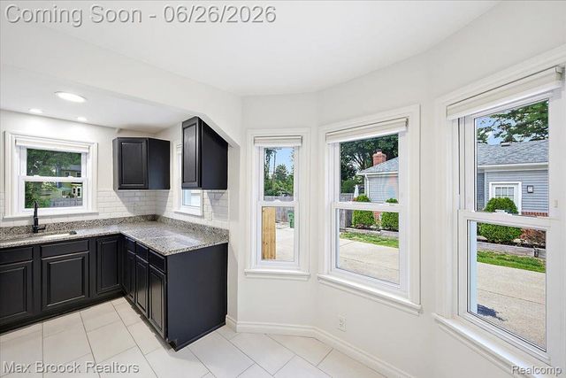 48023 Rex Street, Shelby Charter Township, MI 48317