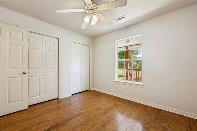 834 McCann Road, Rogers, AR 72758