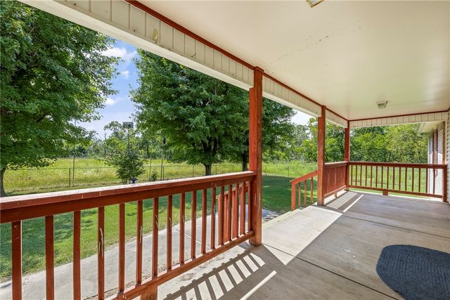 834 McCann Road, Rogers, AR 72758