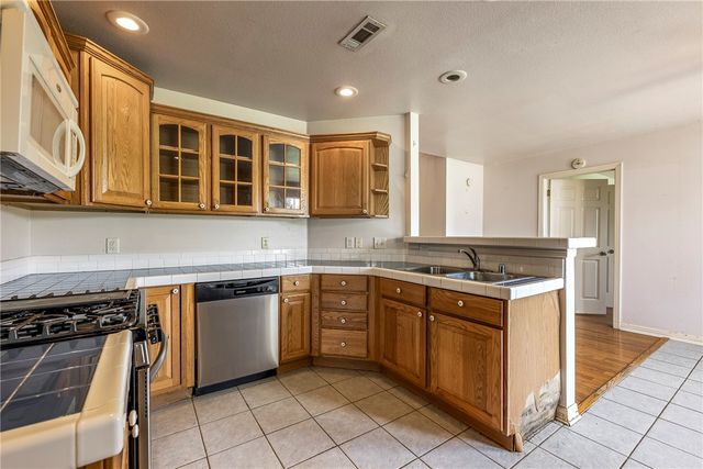 834 McCann Road, Rogers, AR 72758