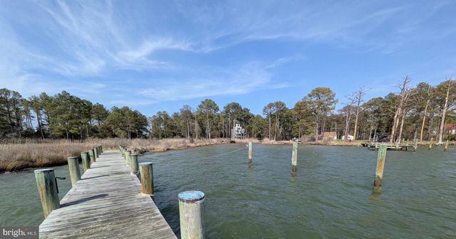 1307 BROADVIEW DR, Cambridge, MD 21613