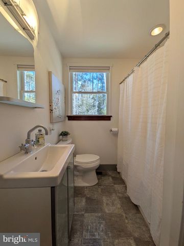 1307 BROADVIEW DR, Cambridge, MD 21613