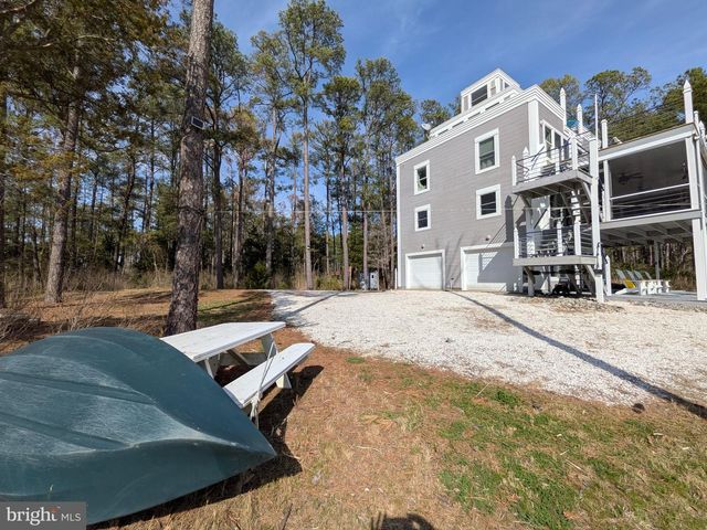 1307 BROADVIEW DR, Cambridge, MD 21613