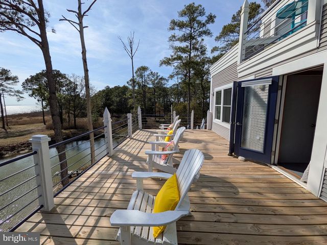 1307 BROADVIEW DR, Cambridge, MD 21613