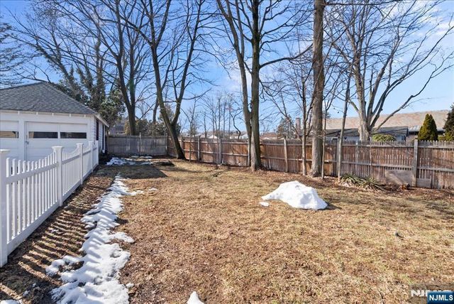 6 Center Street, Pompton Lakes, NJ 07442