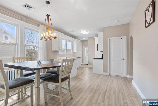 6 Center Street, Pompton Lakes, NJ 07442