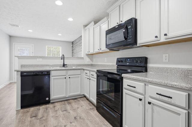 4708 Chelanie Cir, Murfreesboro, TN 37129