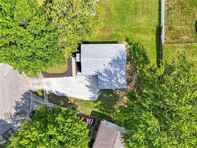 10 Windsor Mews, Rittman, OH 44270