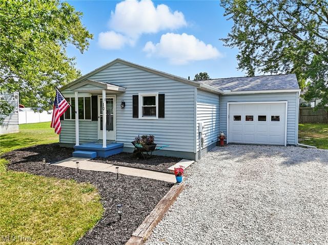 10 Windsor Mews, Rittman, OH 44270