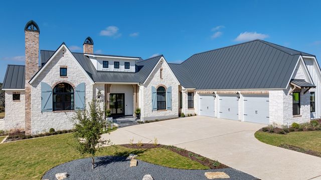 4412 Comanche Trace Dr, Kerrville, TX 78028