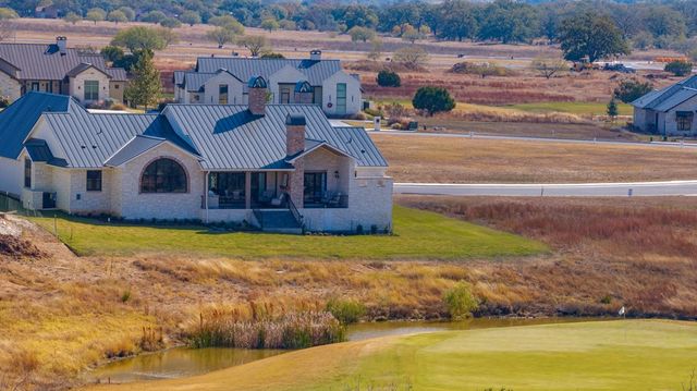 4412 Comanche Trace Dr, Kerrville, TX 78028