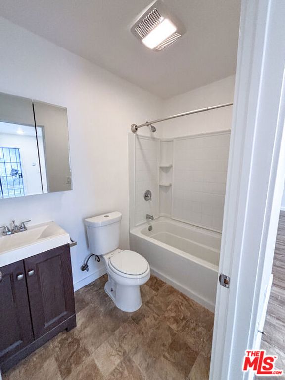 620 E 79th Street, Los Angeles, CA 90001 — photo 4