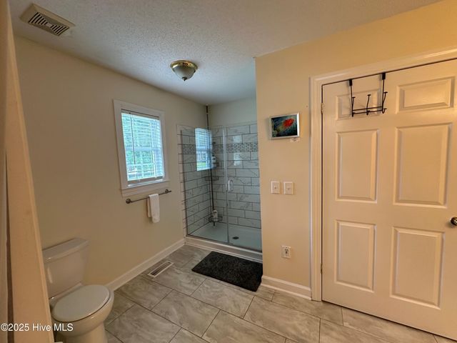 3015 Ellsworth Drive, Greenville, NC 27834