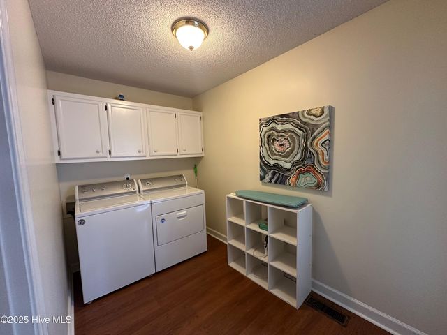 3015 Ellsworth Drive, Greenville, NC 27834