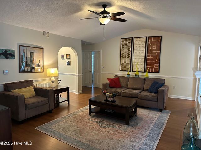 3015 Ellsworth Drive, Greenville, NC 27834