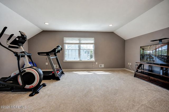 4 Topaz Drive, Jackson, NJ 08527