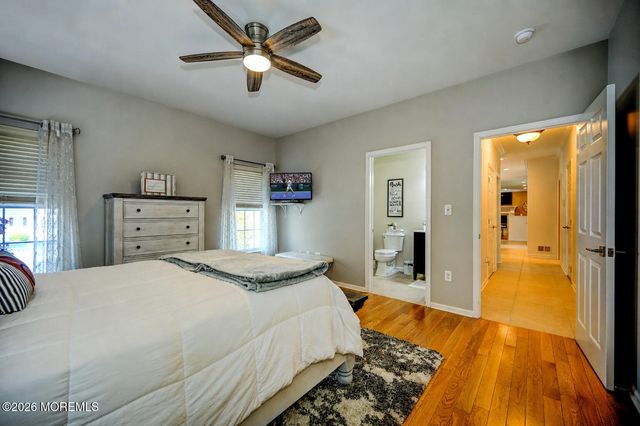 4 Topaz Drive, Jackson, NJ 08527