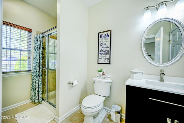 4 Topaz Drive, Jackson, NJ 08527