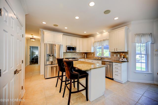 4 Topaz Drive, Jackson, NJ 08527