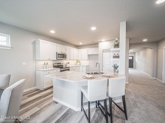 13748 N APEX WAY, Hayden, ID 83835